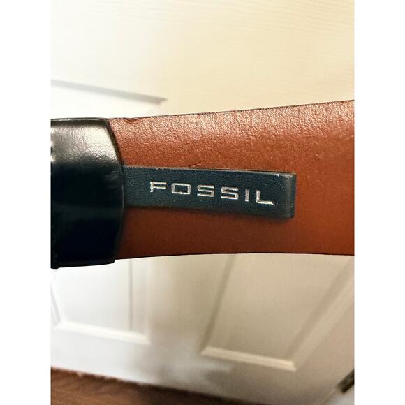 Fossil Black polished Leather Belt with Gunmetal solid brass Buckle | size 40 - Picture 6 of 8